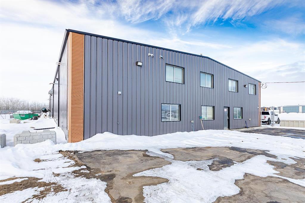 3 Production Avenue, Blackfoot, AB