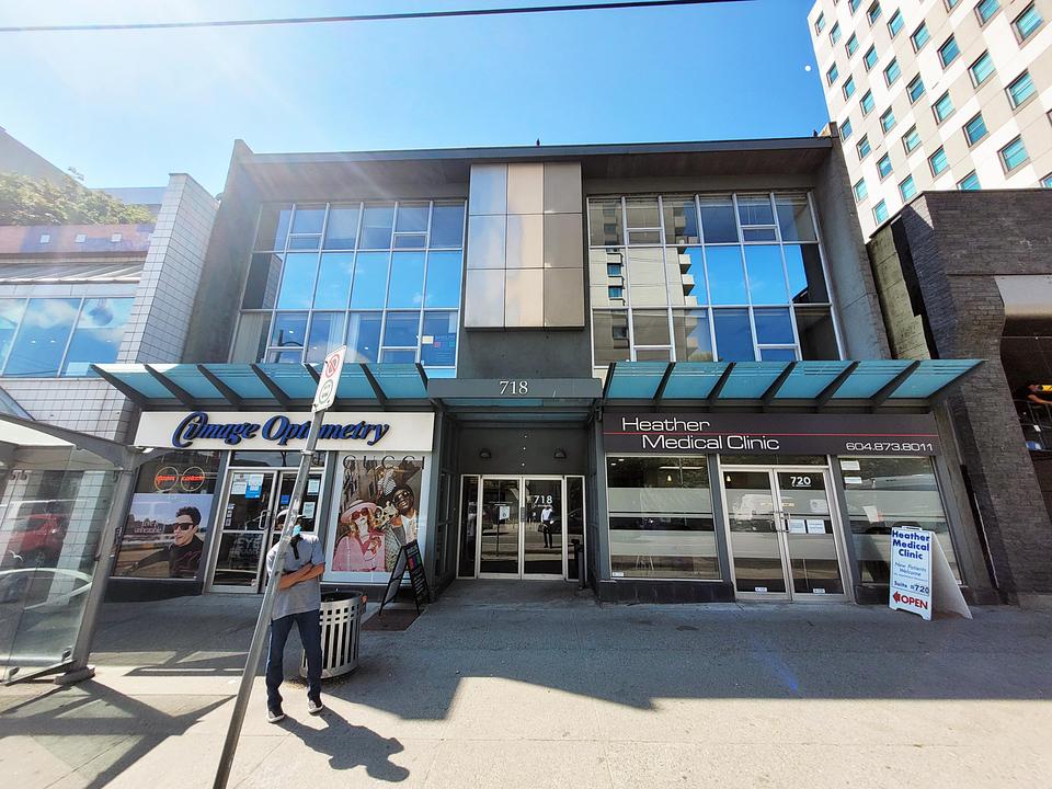 304 - 718 W Broadway, Vancouver, BC