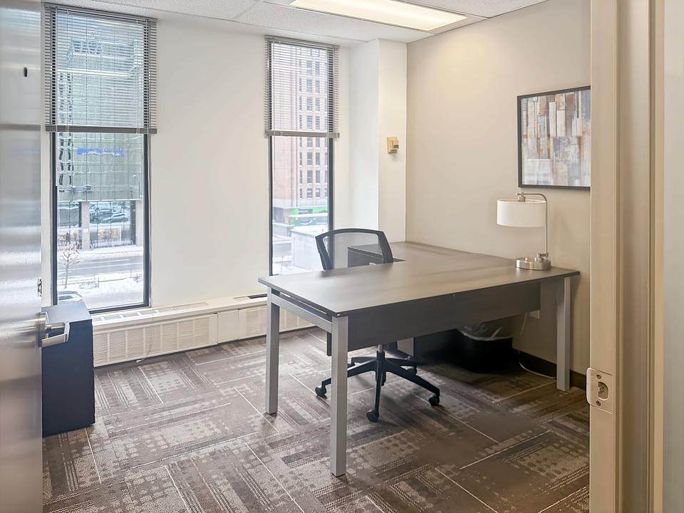300-116 Albert Street, Ottawa, ON