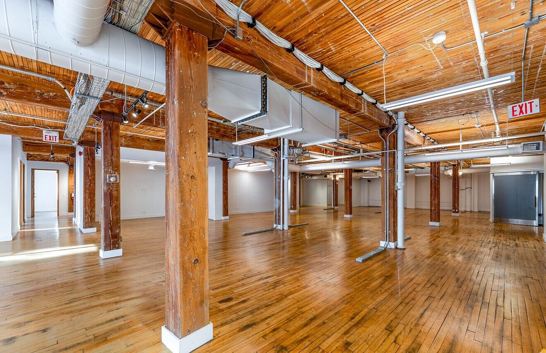 100 - 116 Spadina Avenue, Toronto, ON