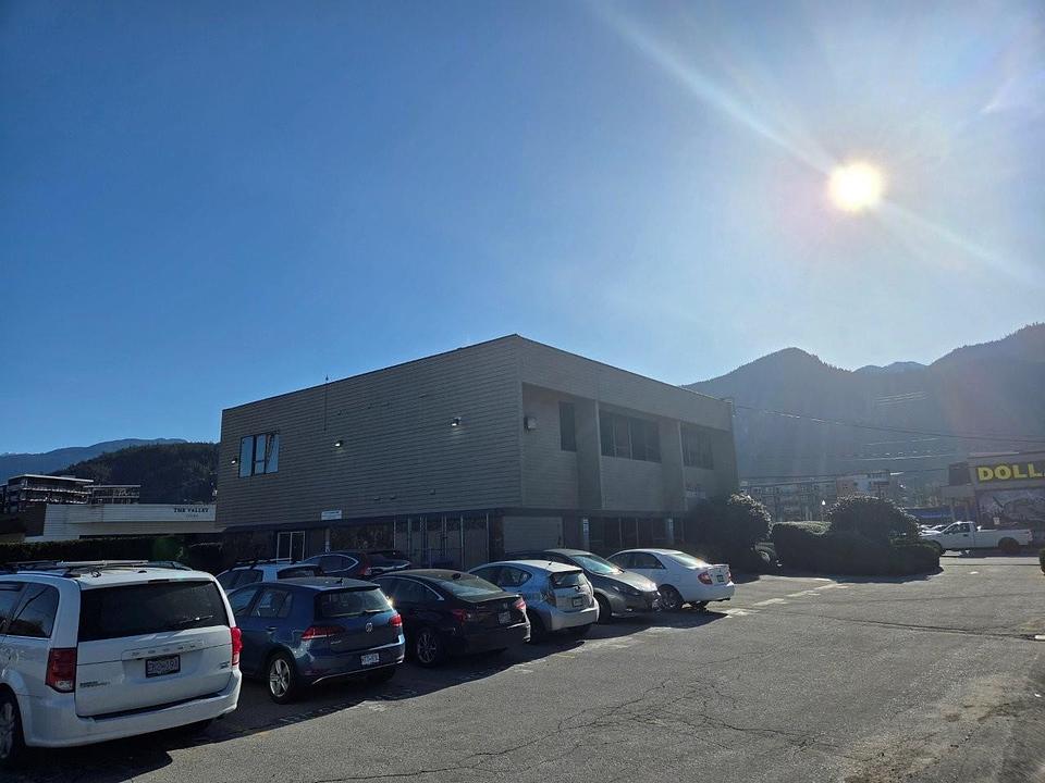 101 - 38085 2 Avenue, Squamish, BC