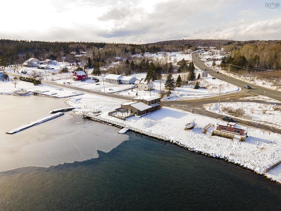29 Hillside Boularderie Road, Groves Point, NS