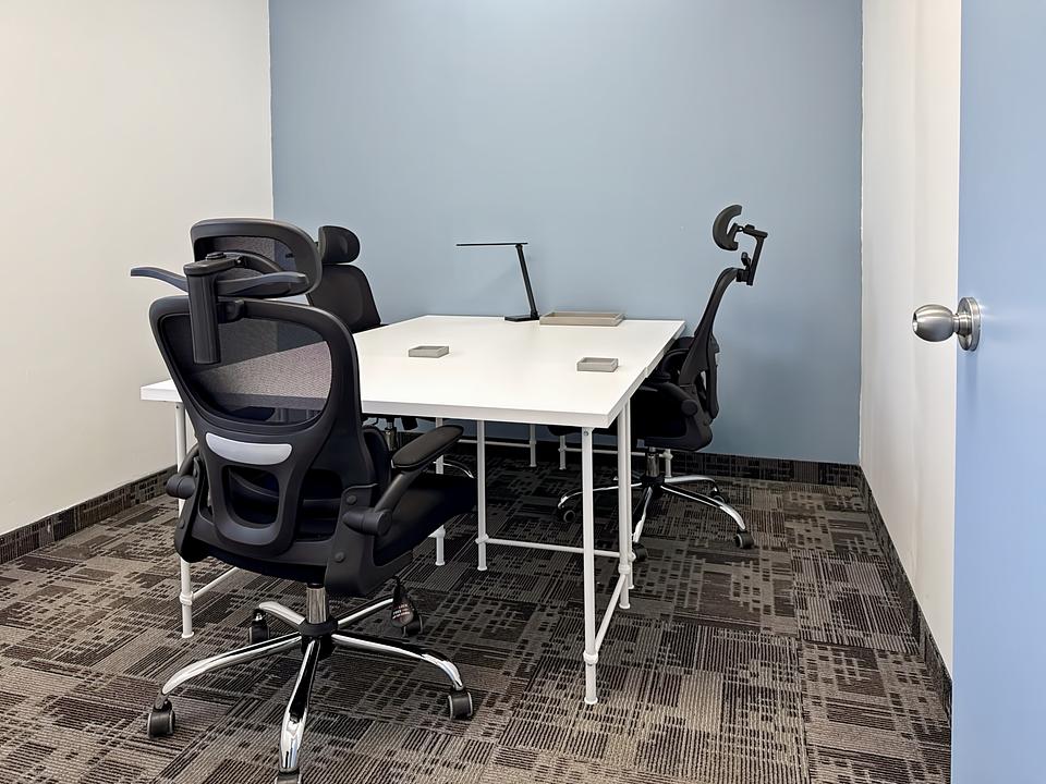 111 Simcoe Street North, Oshawa, ON