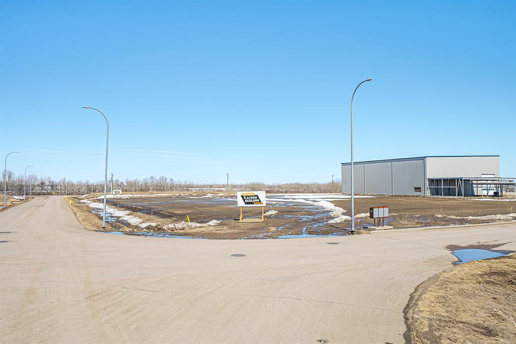6926 66 Street, Lloydminster, AB