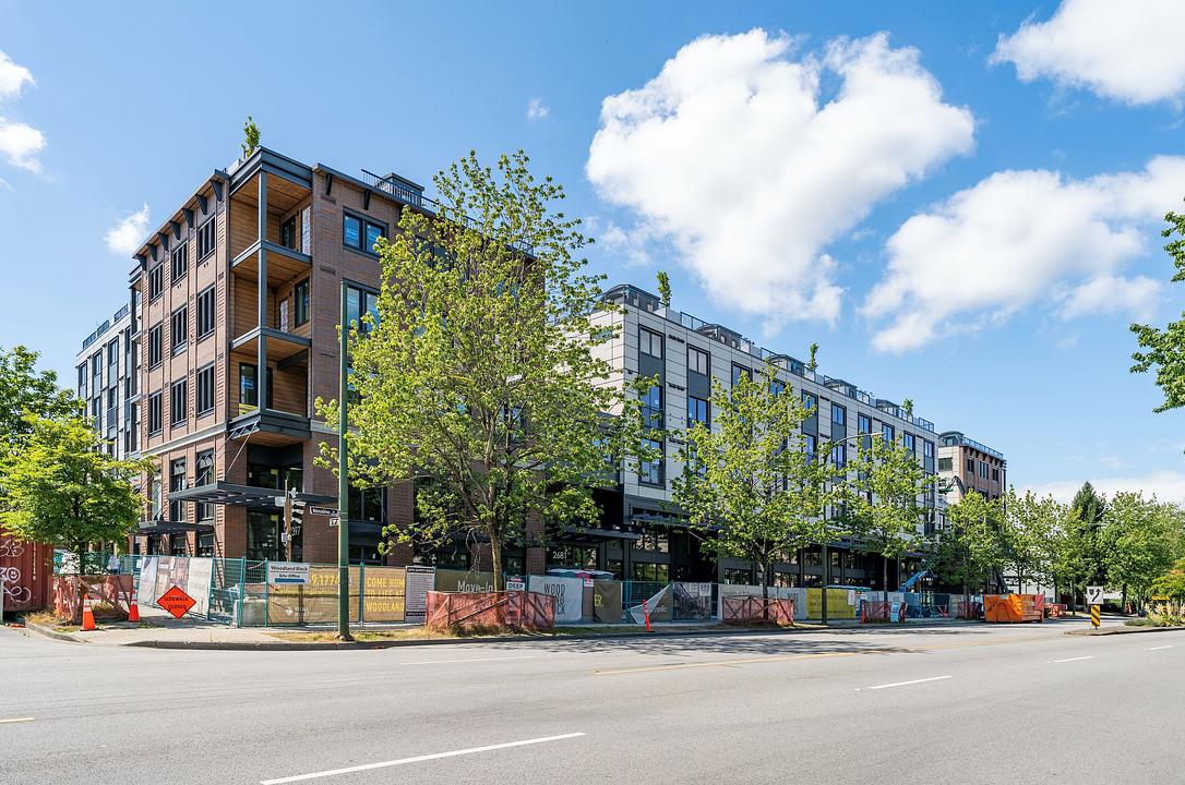 4 - 2375 East 11th Avenue, Vancouver, BC