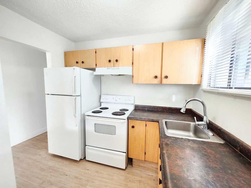 423 3 Avenue Northeast, Calgary, AB