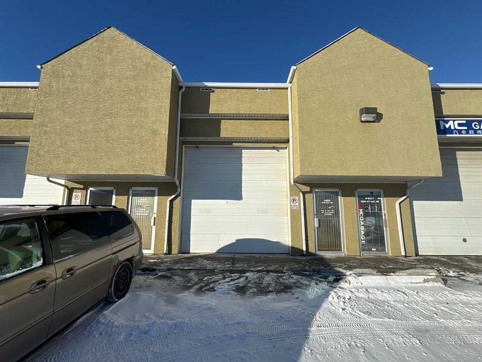 605 - 3208 8 Avenue Northeast, Calgary, AB