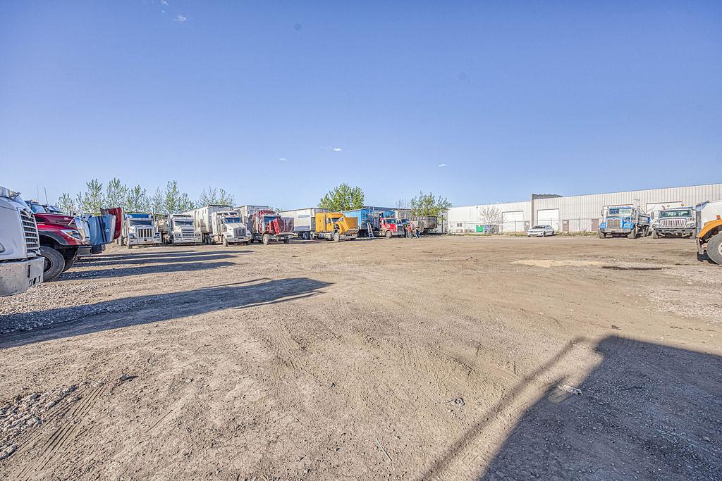 3652 74 Avenue Northwest, Edmonton, AB