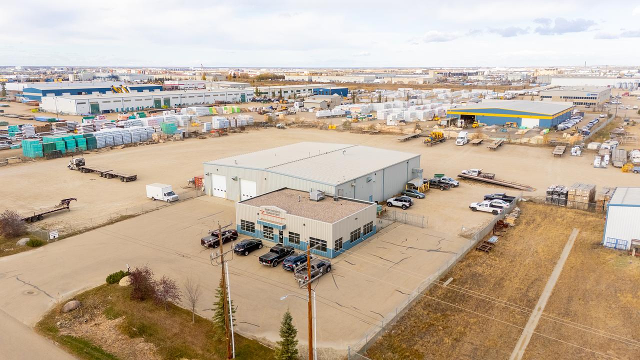 3902 75 Avenue, Leduc, AB