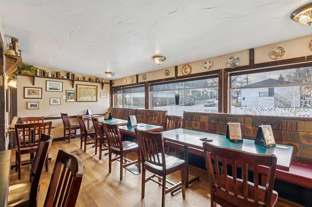 5340 2 Street Southwest, Calgary, AB