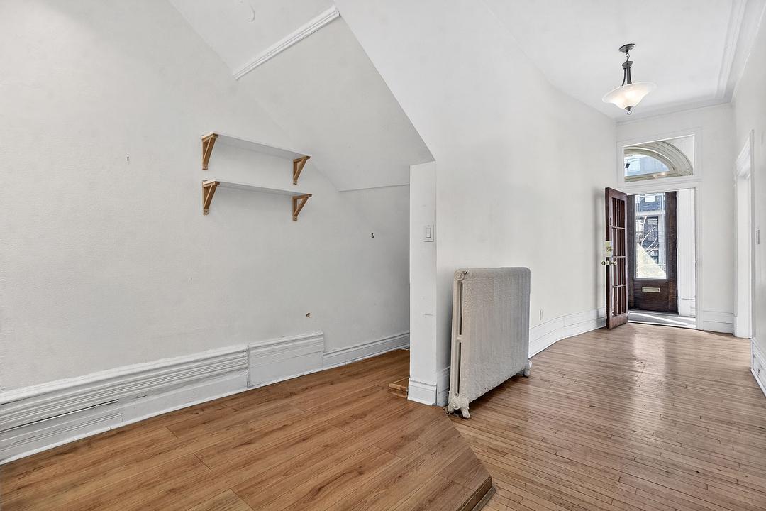 1 - 342 Rue Sherbrooke Est, Montréal, QC