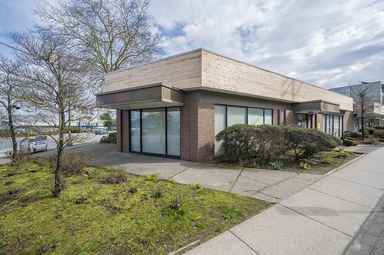 5210 Kingsway, Burnaby, BC