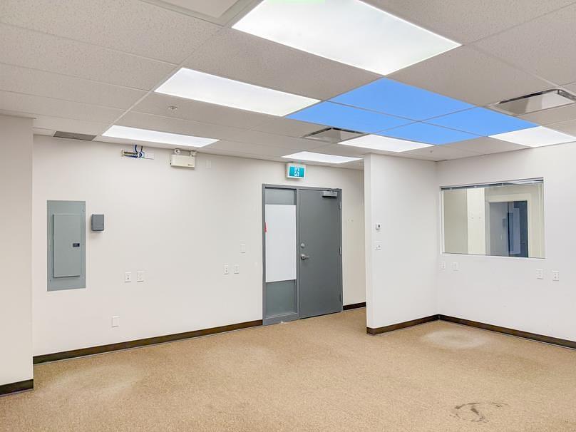 722 & 726 - 550 West Broadway, Vancouver, BC