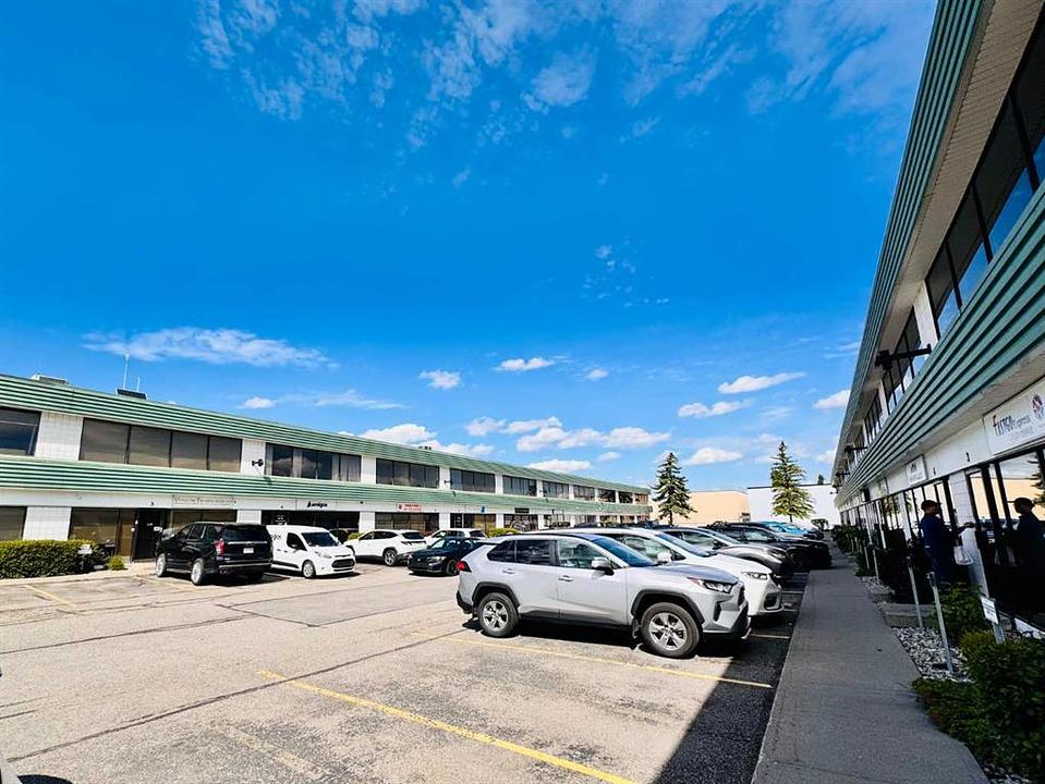 2 - 3610 29 Street Northeast, Calgary, AB