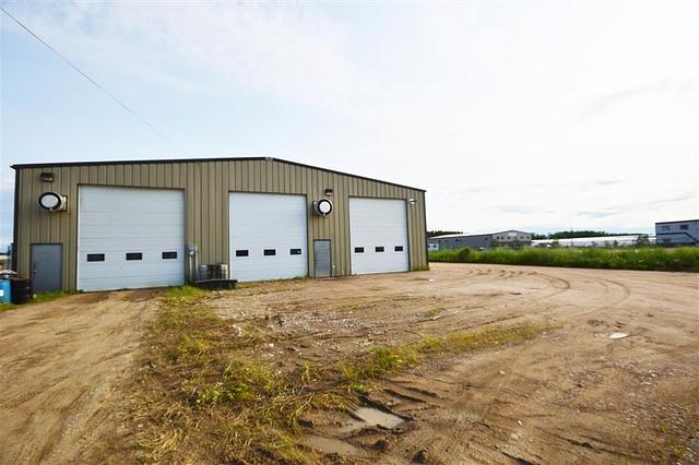 4911 55 Ave, Bonnyville, AB