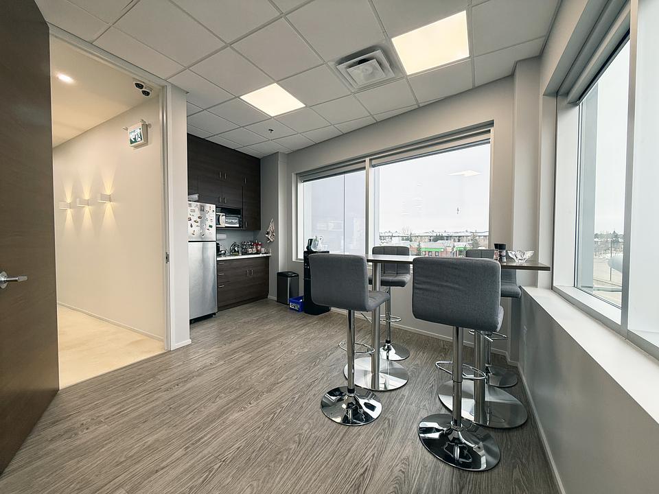 2603 Hewes Way Northwest, Edmonton, AB