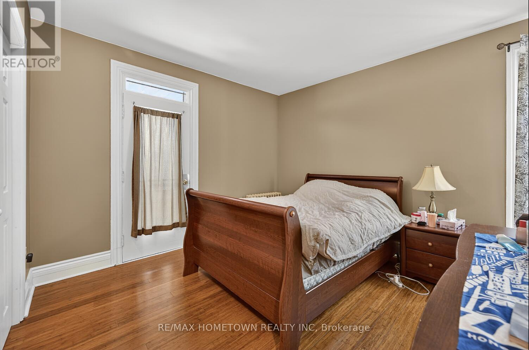 61 - 61 Pearl Street East, Brockville, ON