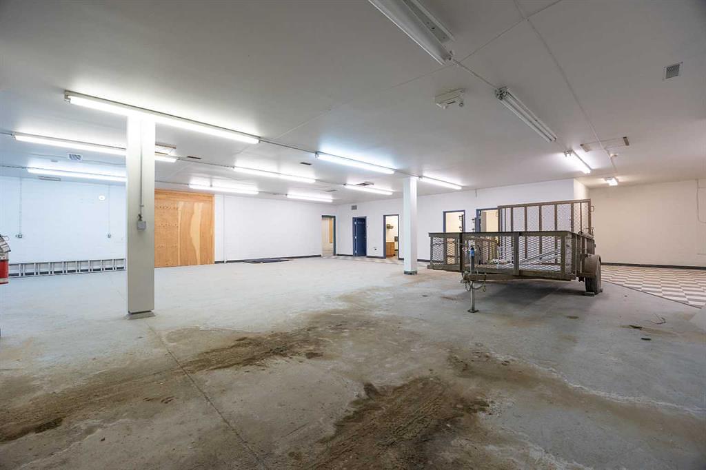 110 - 9401 Franklin Avenue, Fort McMurray, AB