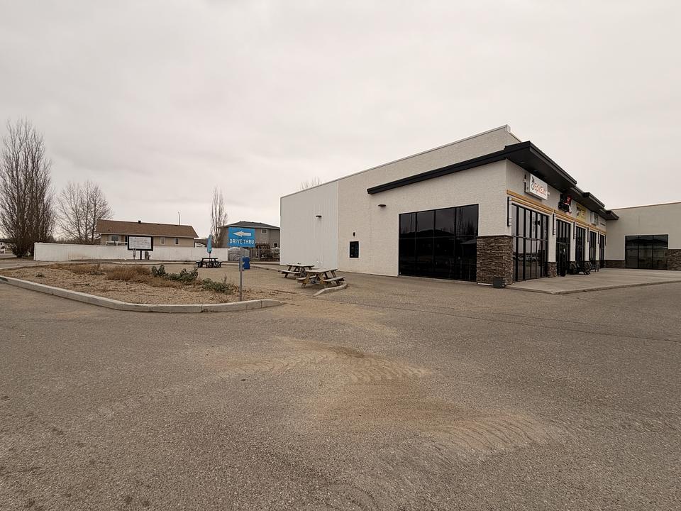 1505 Aaron Drive, Pilot Butte, SK