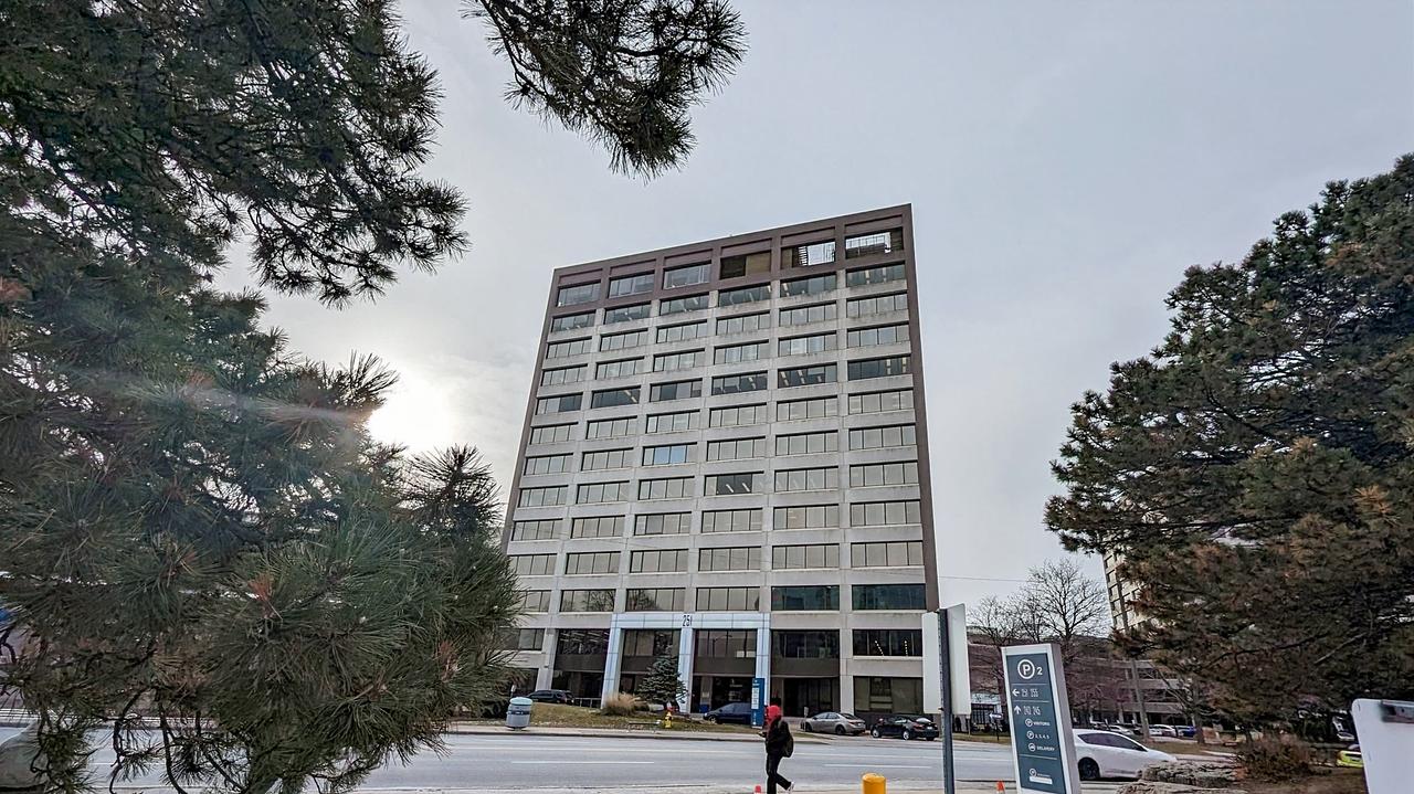 1200 - 700-251 Consumers Road, Toronto, ON