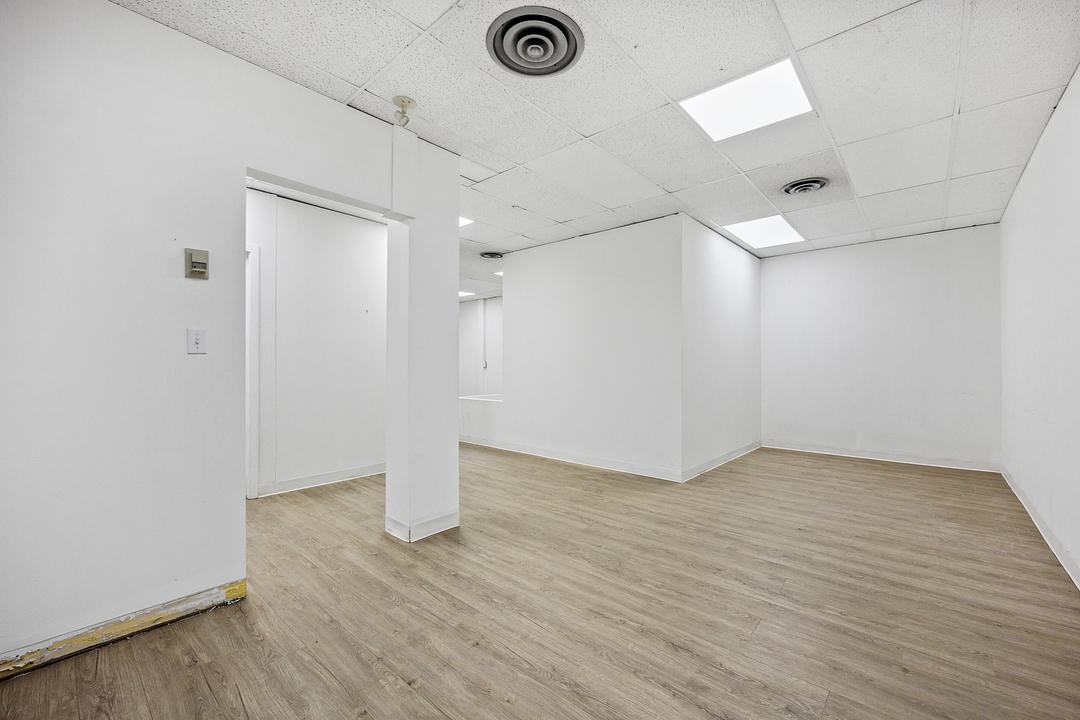 301 - 4015 17 Avenue Southeast, Calgary, AB