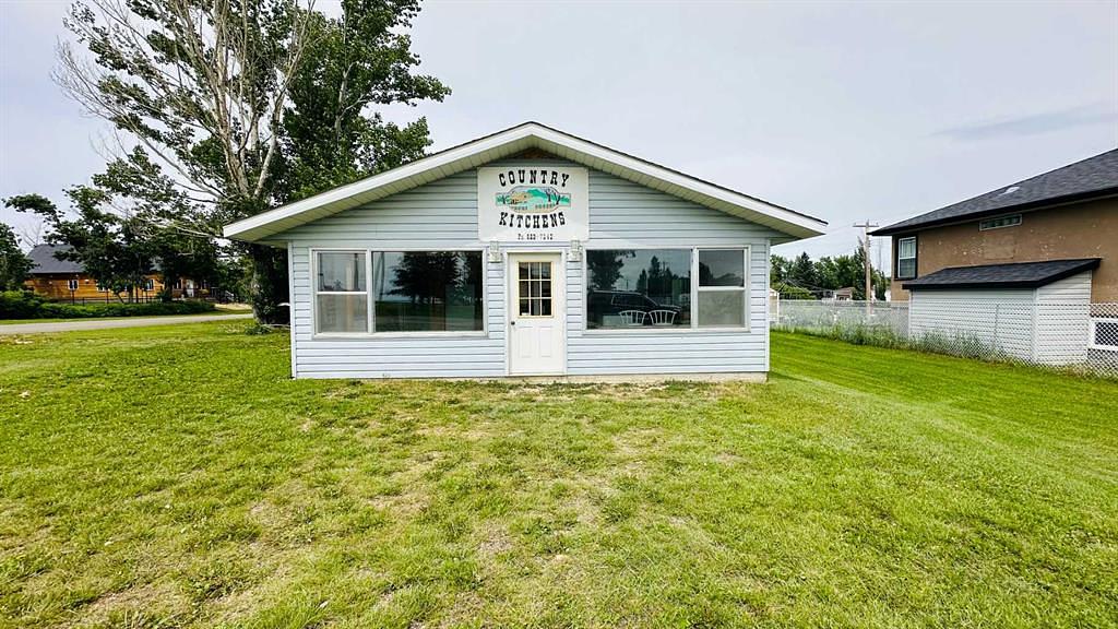 103 1 Street West, Munson, AB
