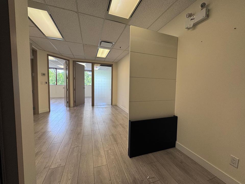 206 - 4603 Kingsway, Burnaby, BC