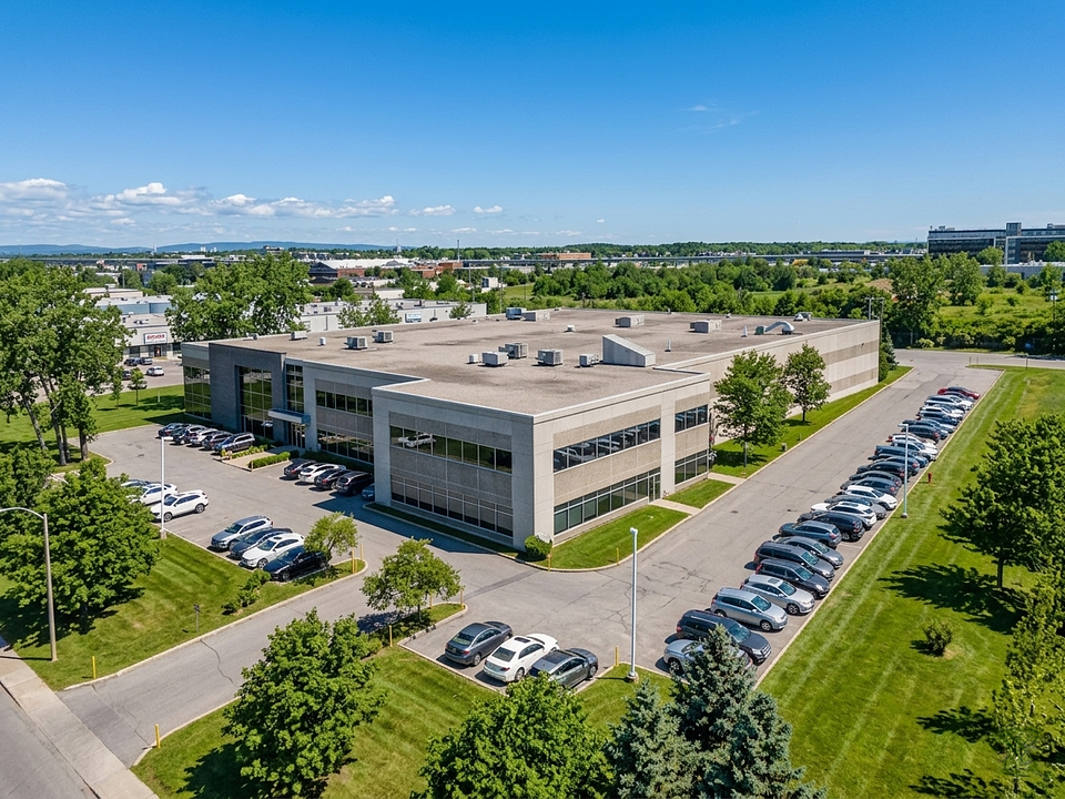 16715 Boulevard Hymus, Kirkland, QC