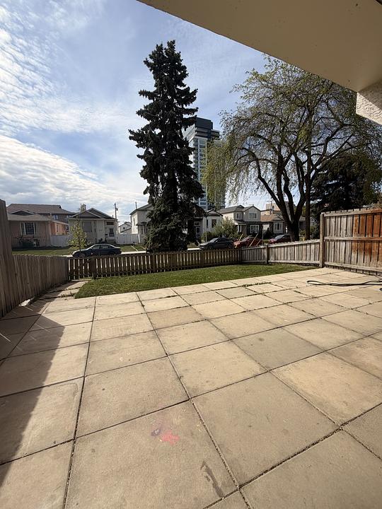 9342 103 Avenue Northwest, Edmonton, AB