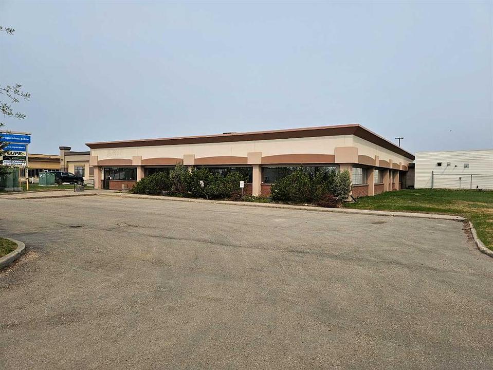 10070 117 Avenue, Grande Prairie, AB