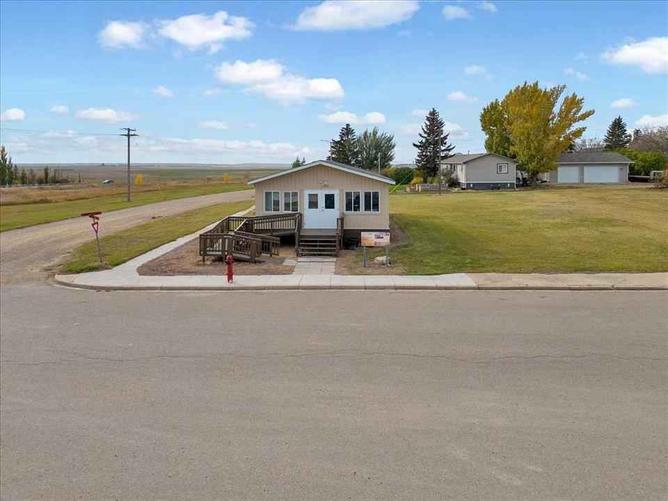 101 Main Street, Delia, AB
