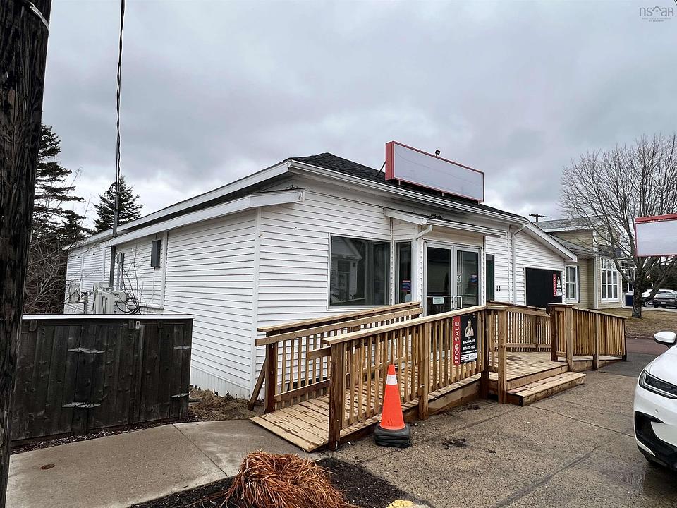 14 Main Street, Sherbrooke, NS