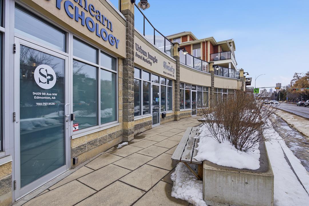 3 - 9411 98 Avenue Northwest, Edmonton, AB
