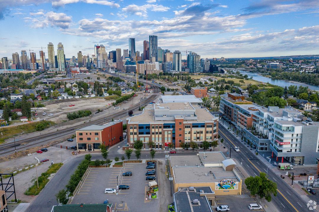 1016 & 1011 - 1011 9 Avenue Southeast, Calgary, AB