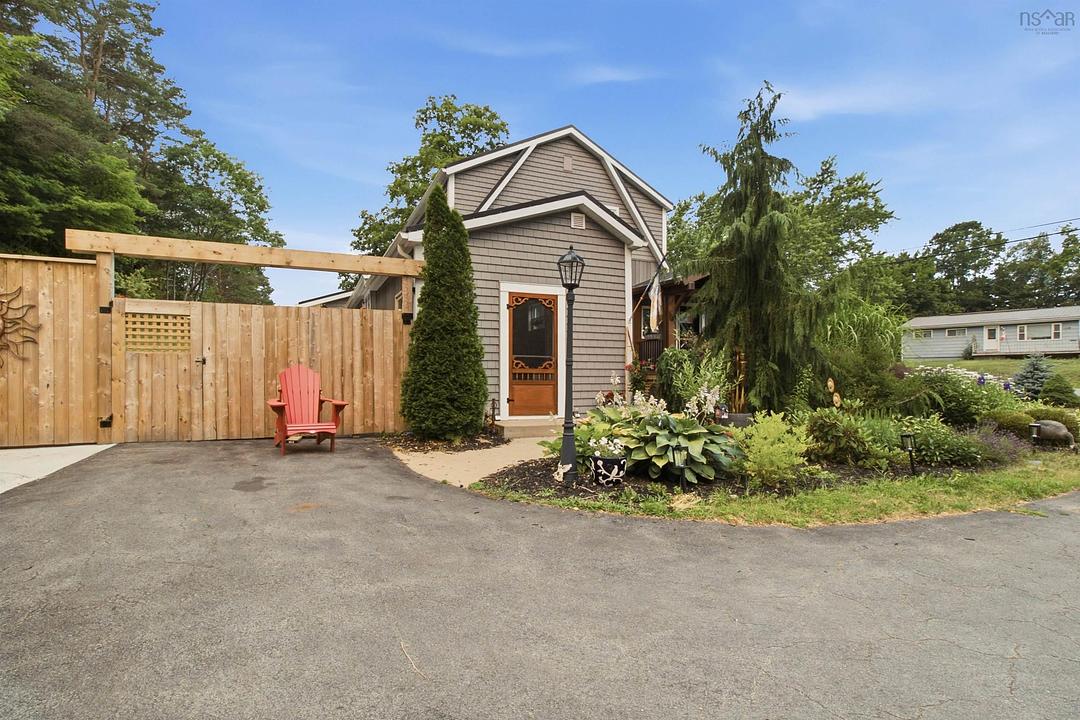 1207 Belcher Street, Port Williams, NS