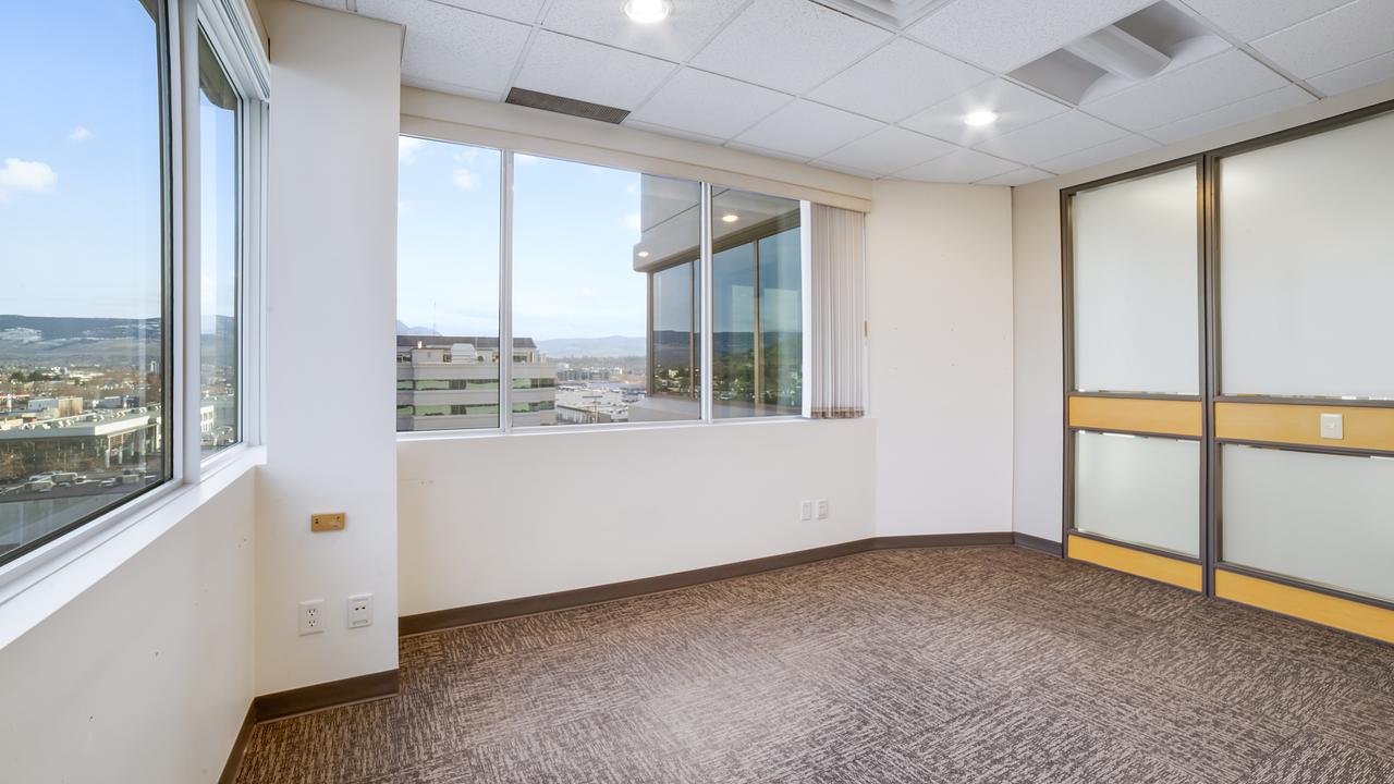 710 - 1708 Dolphin Avenue, Kelowna, BC