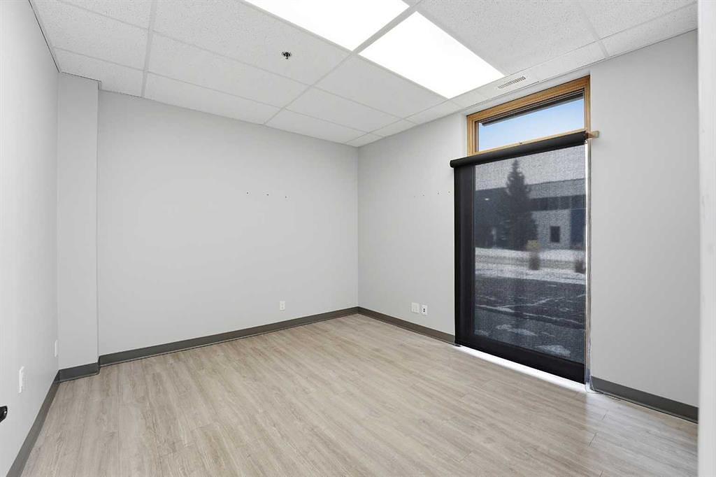 8 - 4622 61 Street, Red Deer, AB