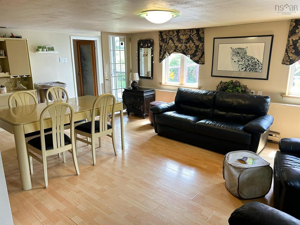 2656 Nova Scotia 376, Pictou, NS