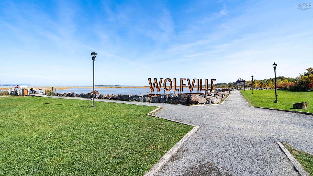 Retail Unit 1 - 360 Main Street, Wolfville, NS