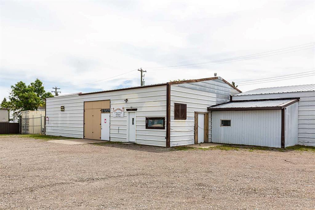 604 12 Street, Fort Macleod, AB
