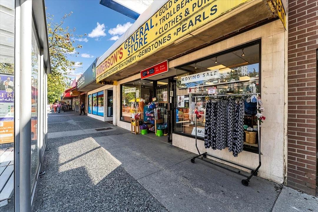 1520 Lonsdale Avenue, North Vancouver, BC