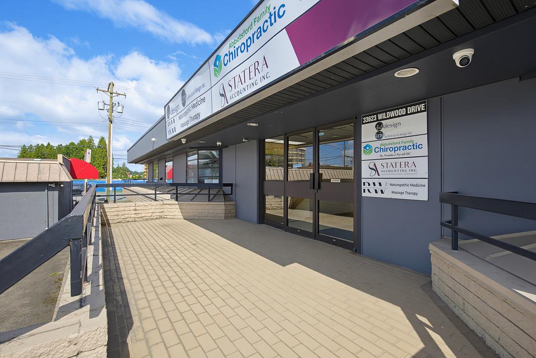 E&F - 33623 Wildwood Dr, Abbotsford, BC