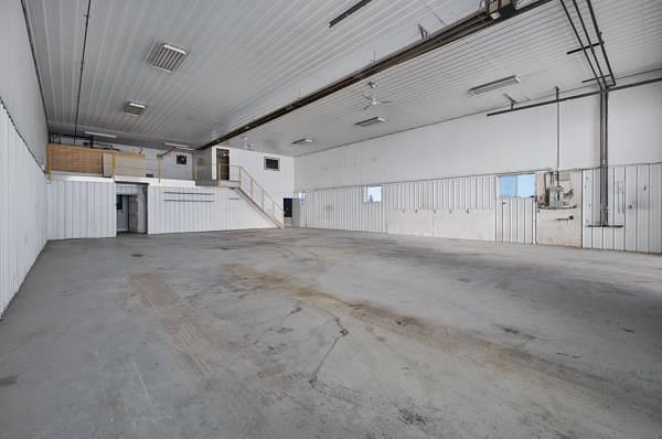 39325 Range Road 273, Bentley, AB