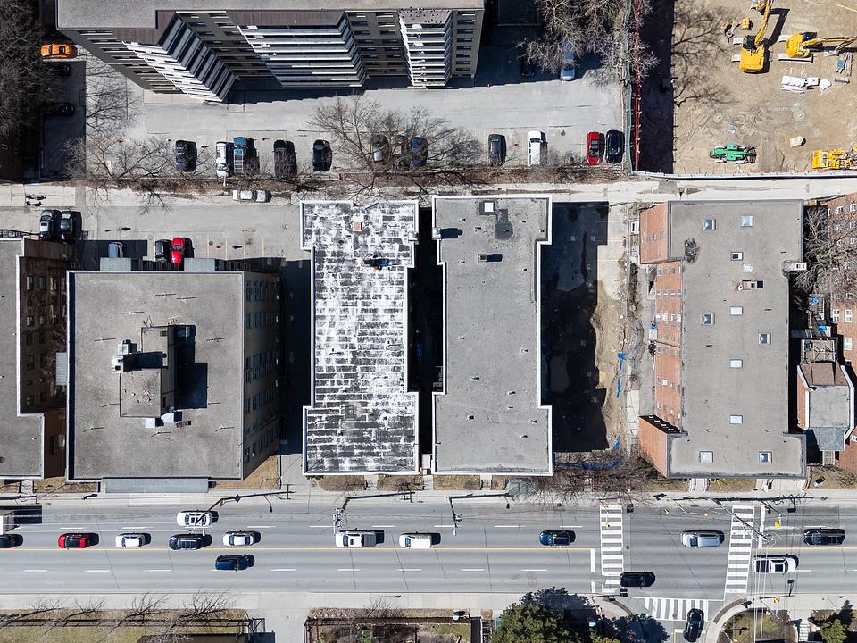 1524 Bathurst Street, Toronto, ON