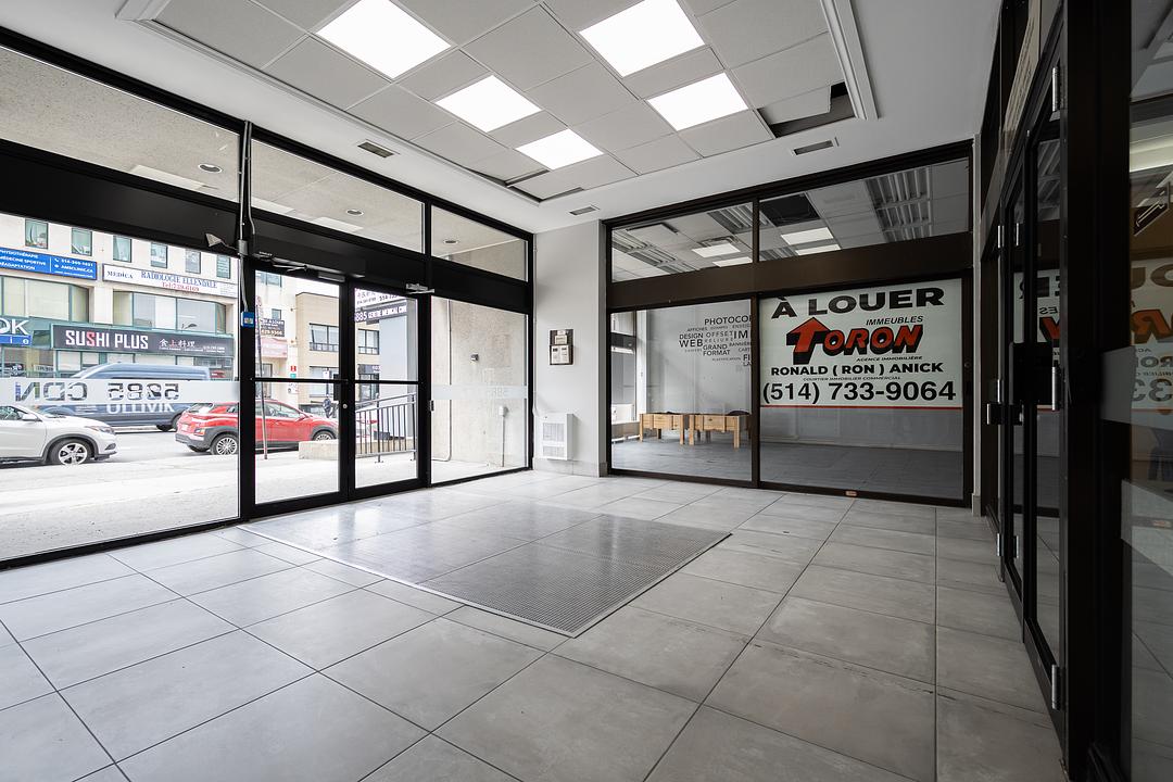 403 - 5881-5889 Cote des Neiges, Montreal, QC