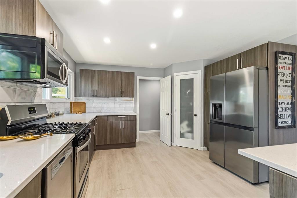 98 Hill Drive, Fort McMurray, AB