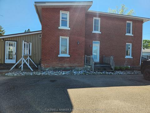 194 Daniel Street South, Arnprior, ON