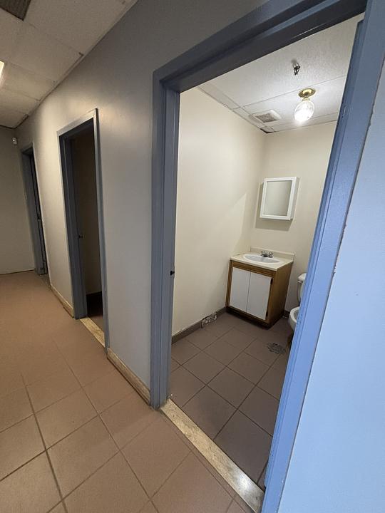 8569 Rue du Champ-d'Eau, Montréal, QC