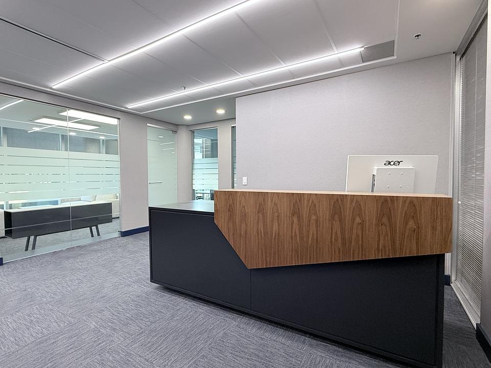6** - 938 Howe St, Vancouver, BC