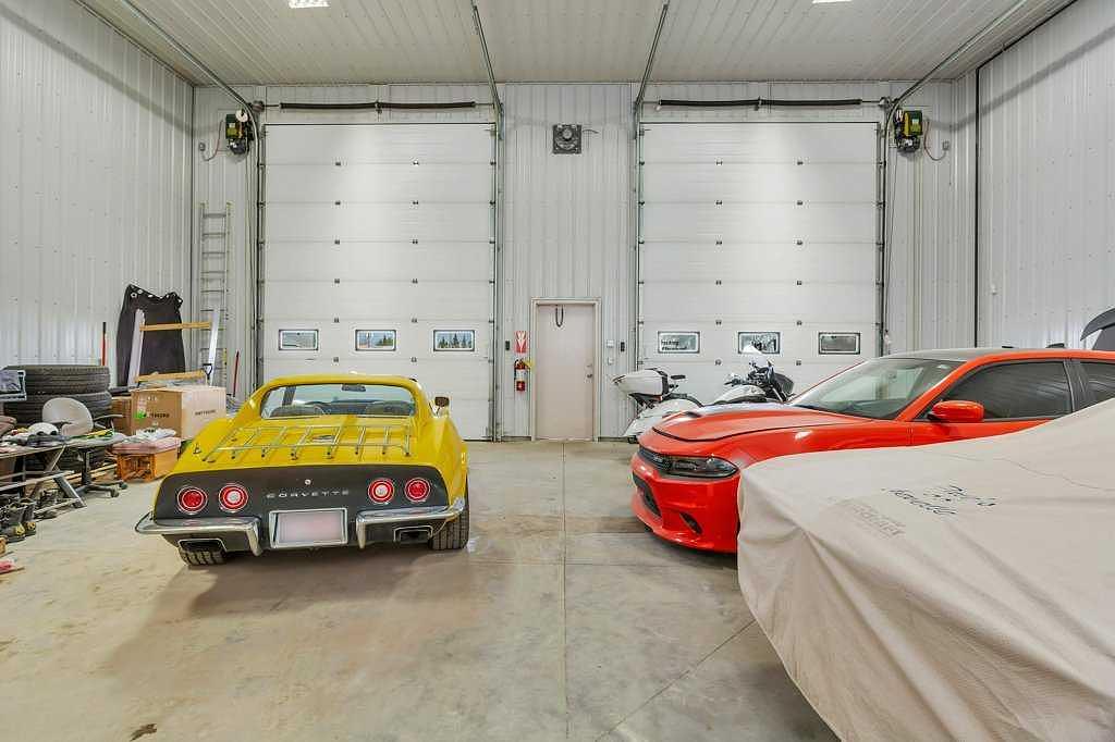 4911 50 Avenue, Eckville, AB